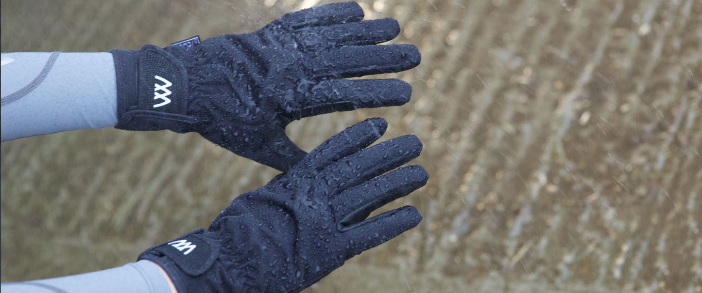 Woof Wear’s Waterproof Riding Glove