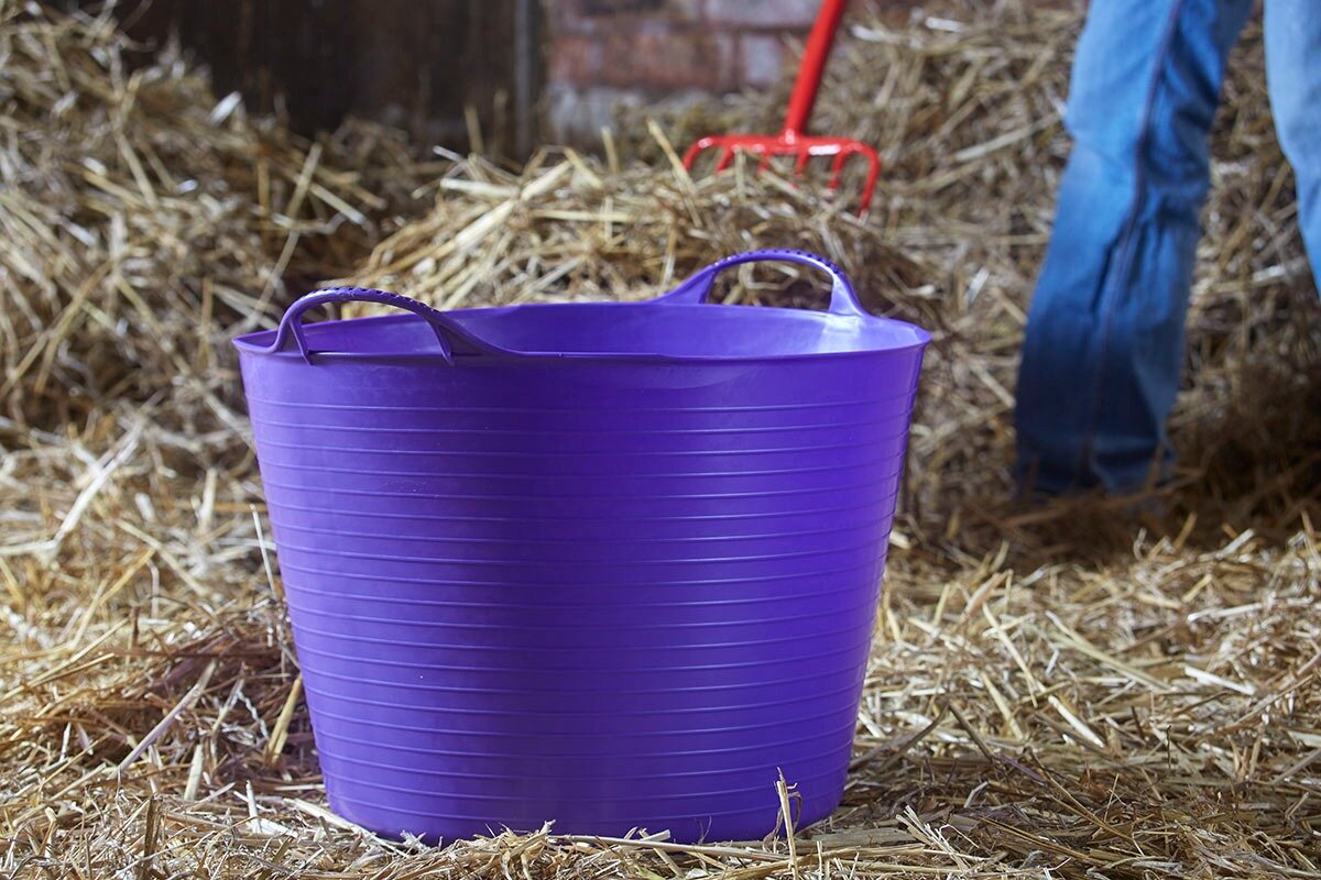 Red Gorilla 38L Large Bucket